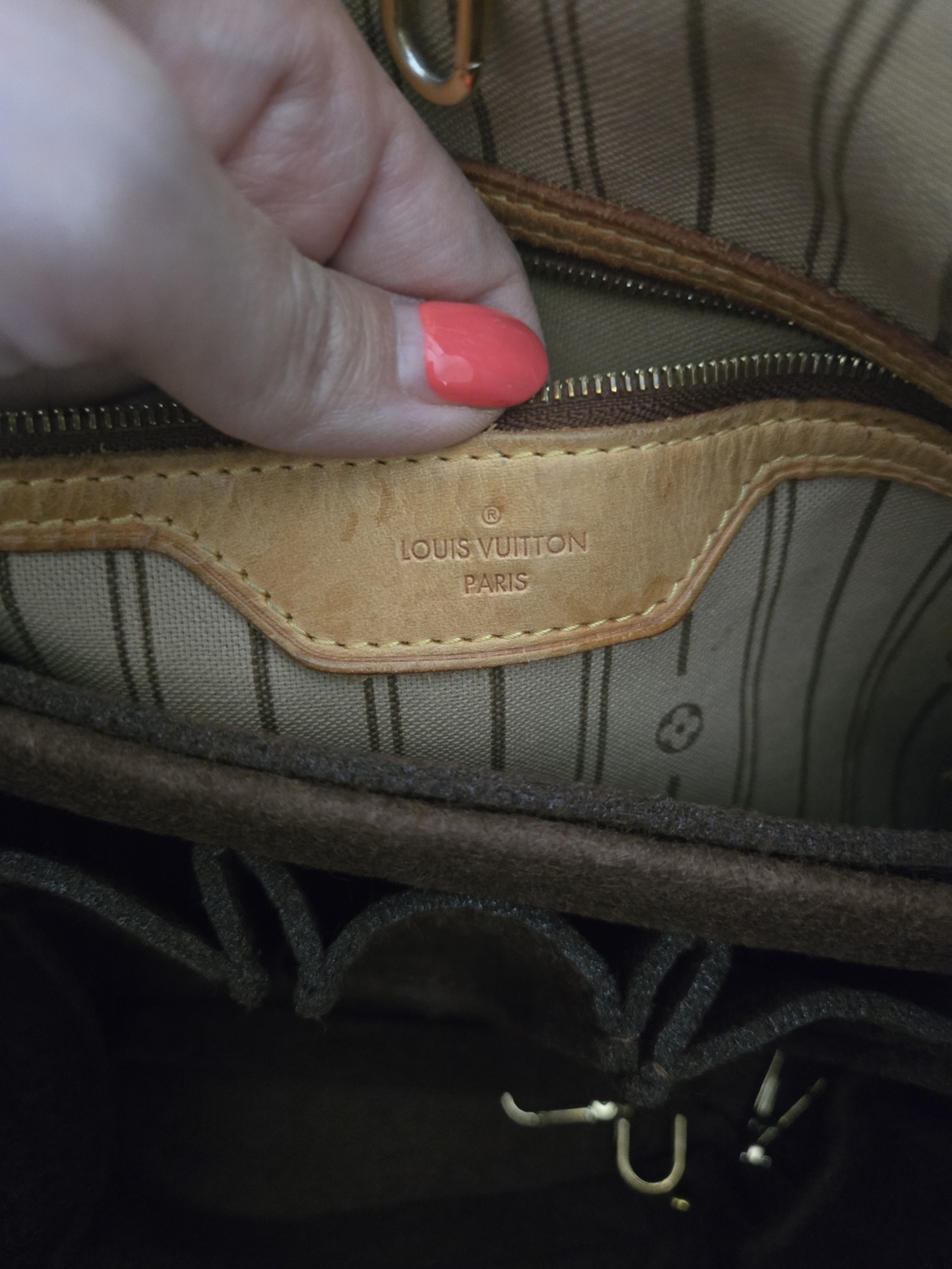 Available--Authentic Louis Vuitton Delightful PM Monogram Shoulder Brown and Tan - Picture 4 of 16